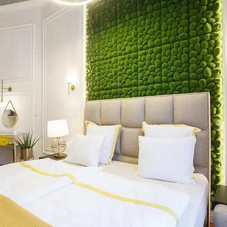 Palace By Main Station - Premier Apartmán *