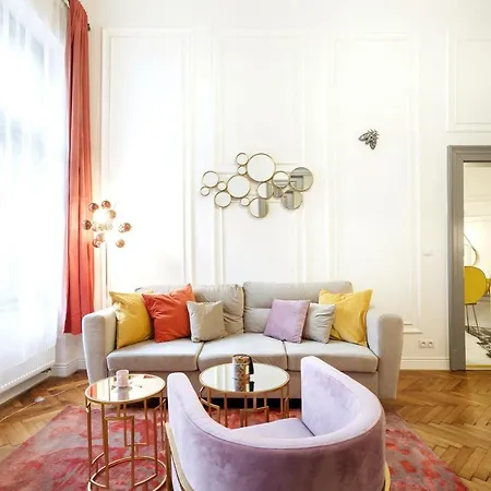Apartment Palace By Main Station - Premier *